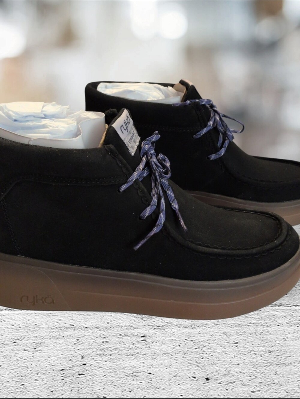 Ryka Ankle Bootie Size 9 Black/With Blue Laces - Picture 3 of 10